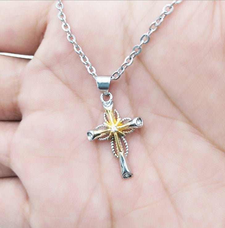 Octagonal Star Cross Alloy Pendant - THREADLIGHT