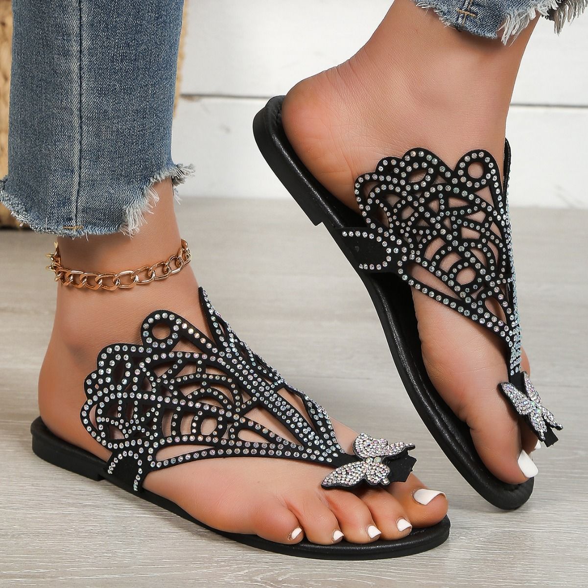 Slip - on Flip - toe Sandals Women's Rhinestone Hollow Flat - heeled Slippers - THREADLIGHT
