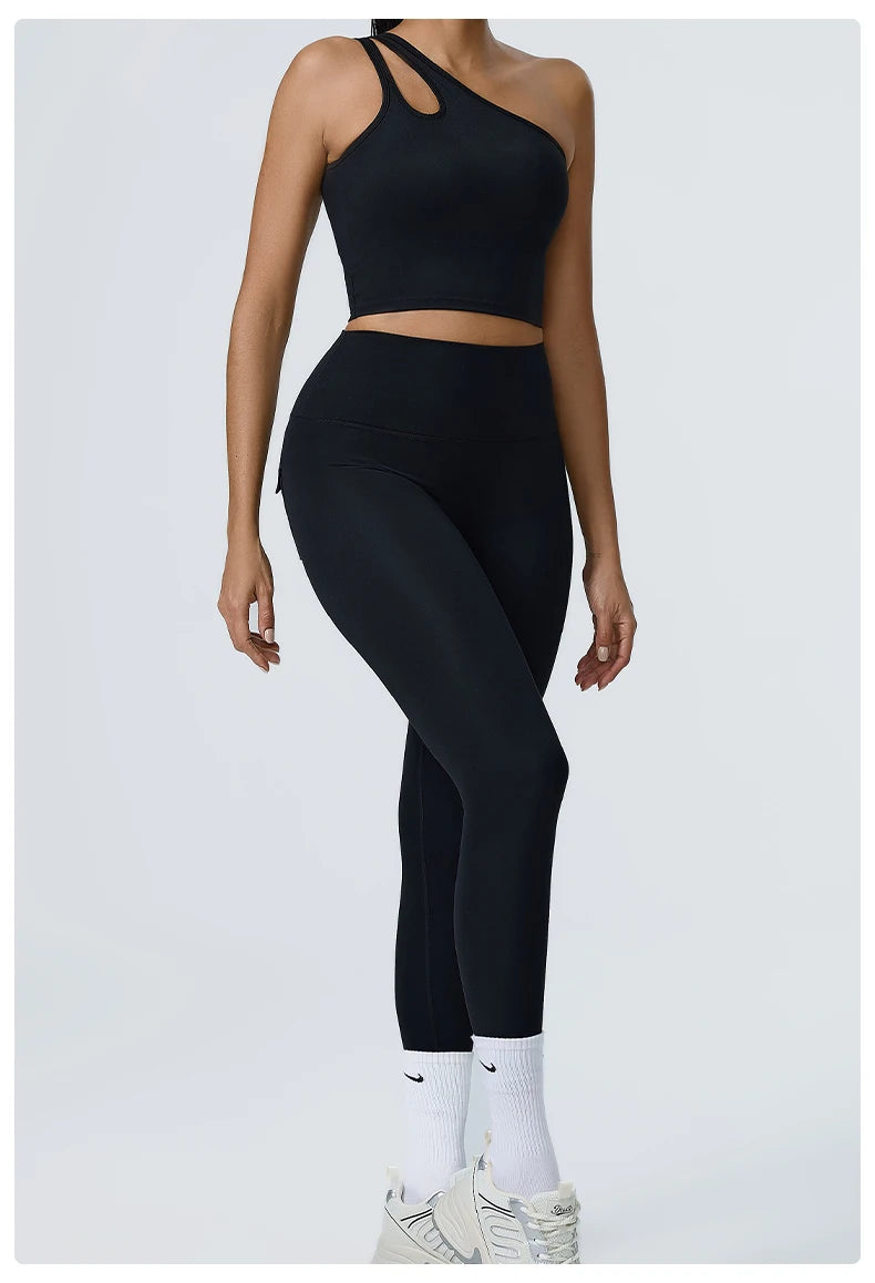 Women Push Up Sports Bra One Shoulder Yoga Shockproof Fitness Bra Black White