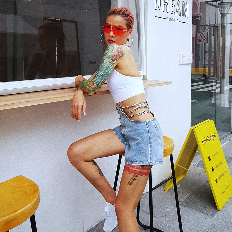 Character Chain Jean Shorts - THREADLIGHT
