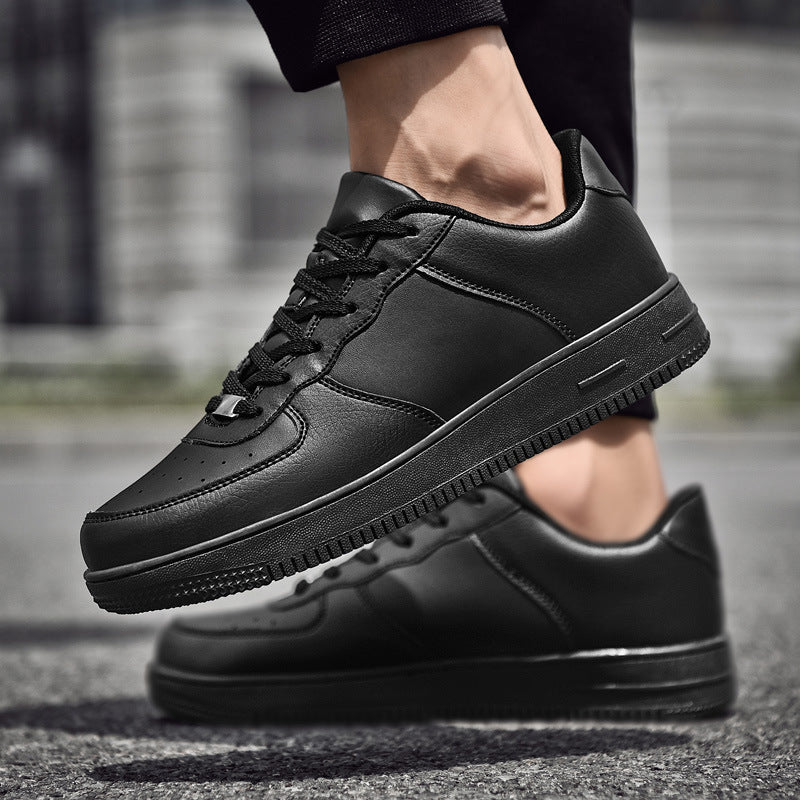 Leather Sneakers - THREADLIGHT