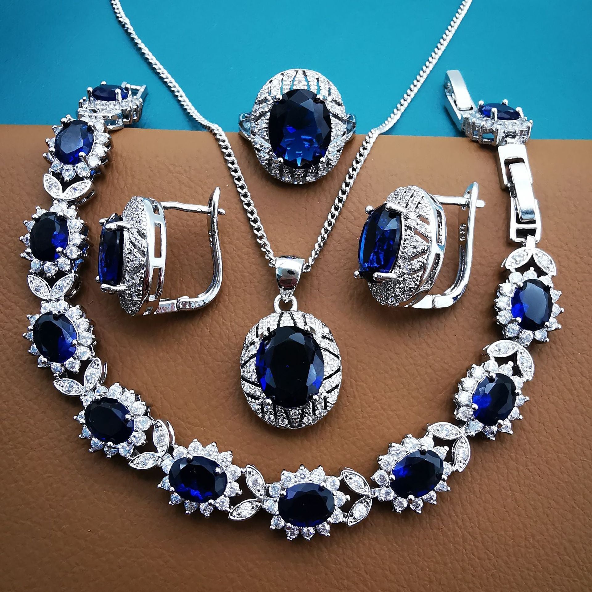 Luxury Temperament Wild Jewelry Suit - THREADLIGHT