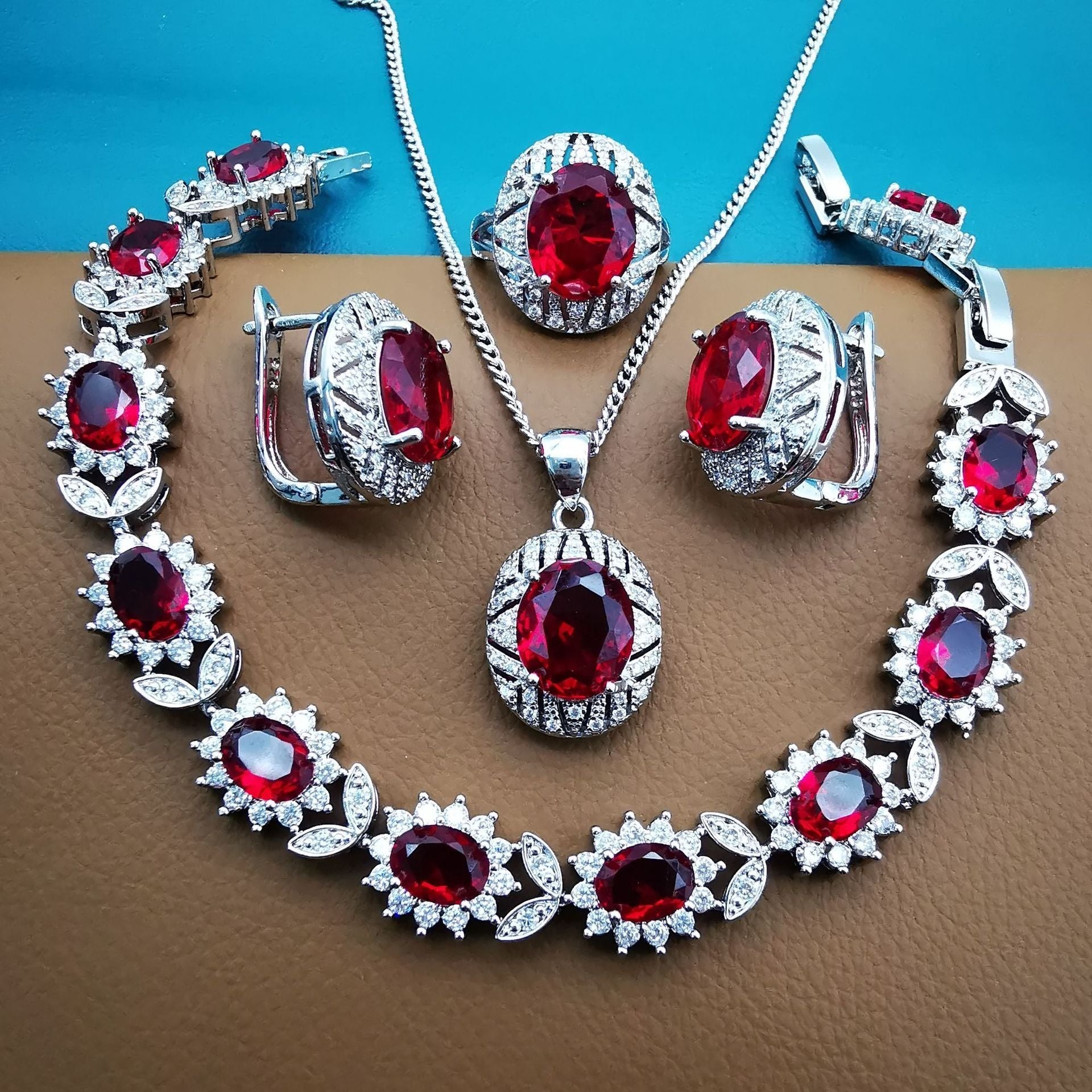 Luxury Temperament Wild Jewelry Suit - THREADLIGHT