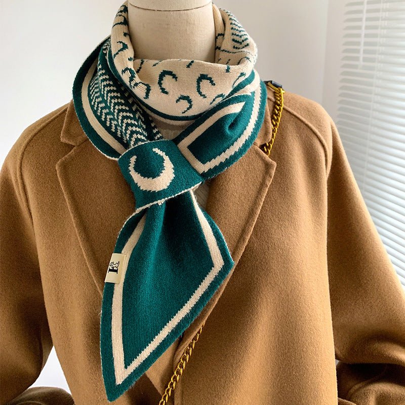 Students Decorate Warm And Lazy Scarves - THREADLIGHT