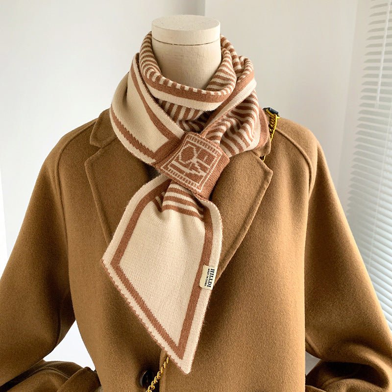 Students Decorate Warm And Lazy Scarves - THREADLIGHT