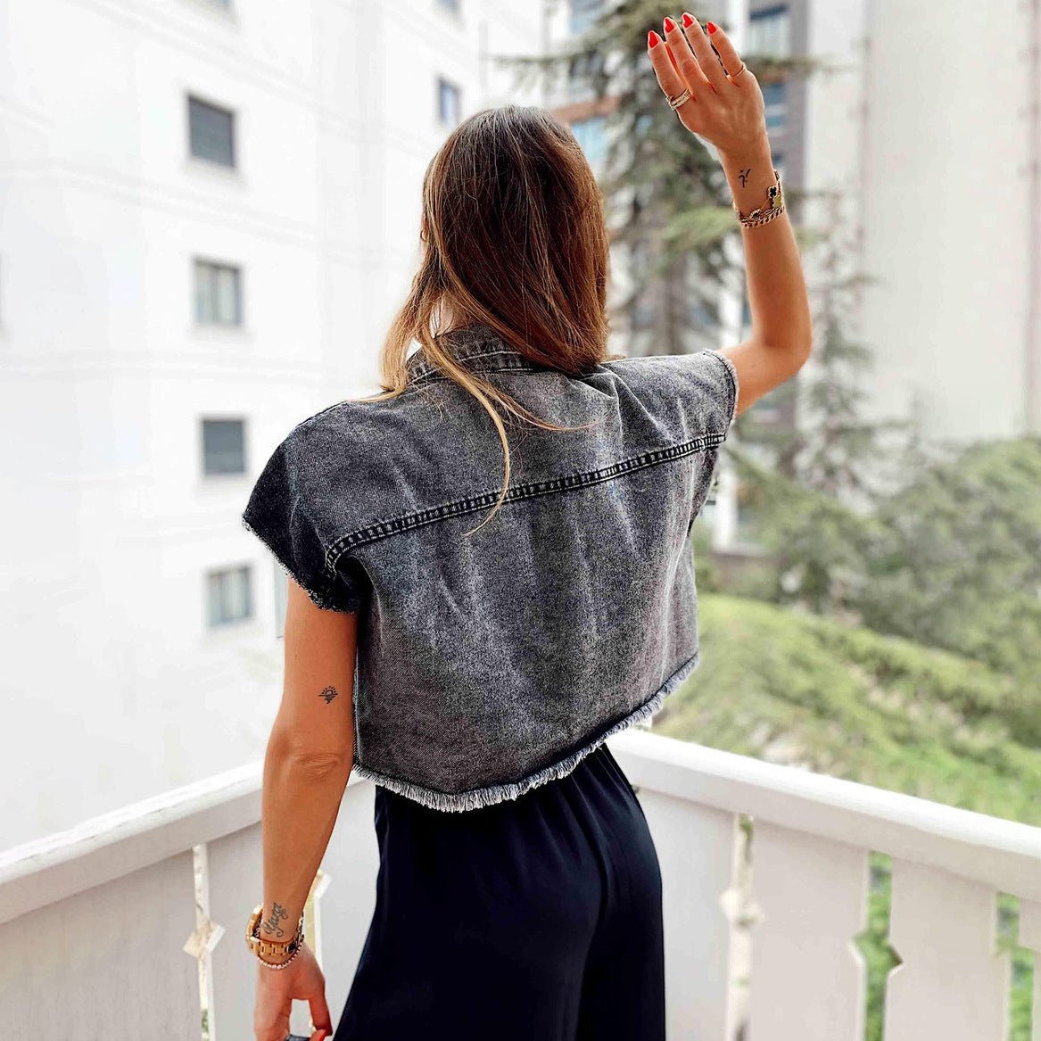Trendy Cropped Outer Wear Denim Coat - THREADLIGHT